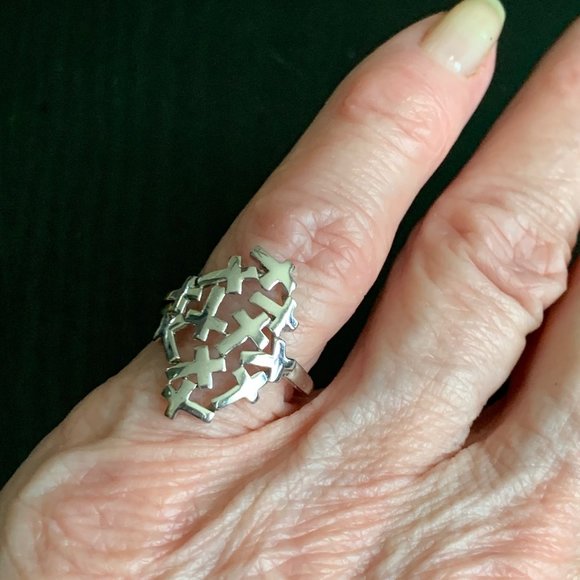 Sterling Crosses Ring (NWOT)) - Picture 2 of 6